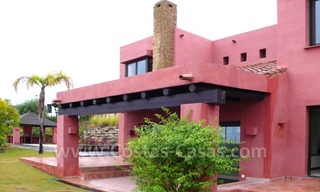 Exclusieve villa te koop in moderne stijl aan de golfcourse, Marbella – Benahavis – Estepona 8