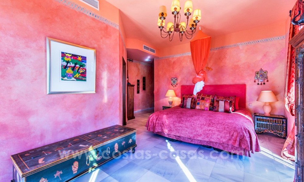 Villa in klassieke stijl te koop in El Madroñal te Benahavis - Marbella 22024