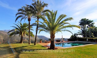 Villa in klassieke stijl te koop in El Madroñal te Benahavis - Marbella 22031 