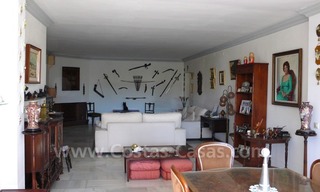 Beachside villa te koop, dichtbij het strand, Los Monteros - Marbella 5