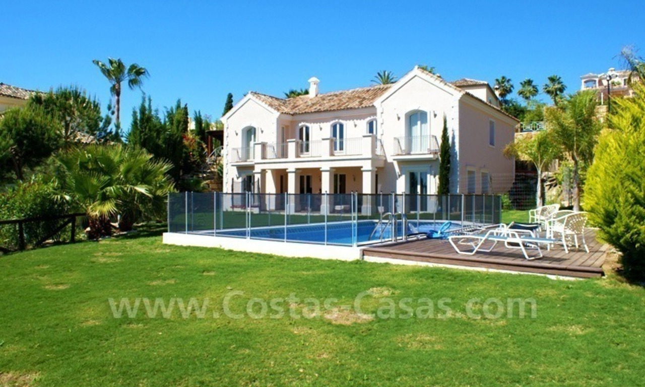 Luxe koop villa in Nueva Andalucia - Marbella 0