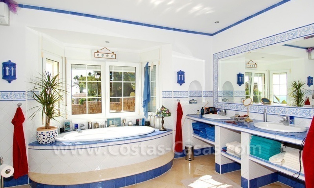 Prachtige luxe villa te koop in oost Marbella 18