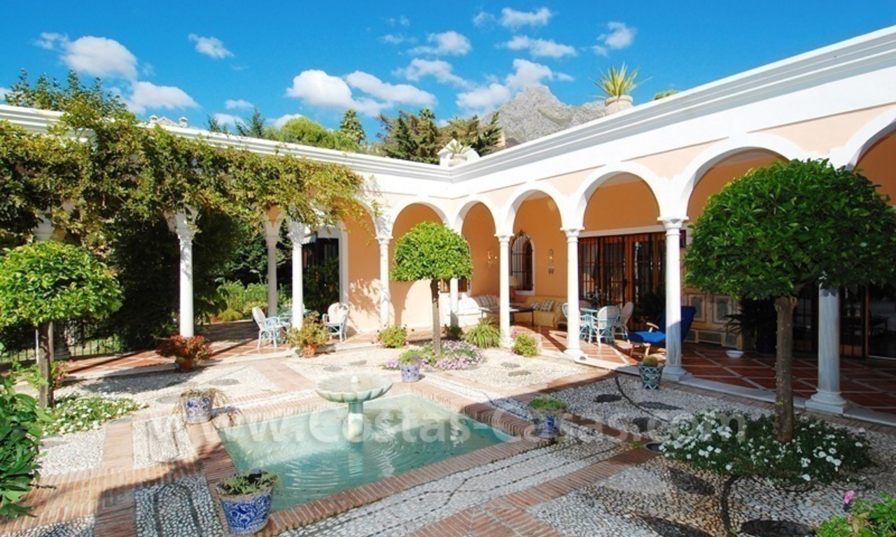 Romantische villa te koop boven de Golden Mile in Marbella 2
