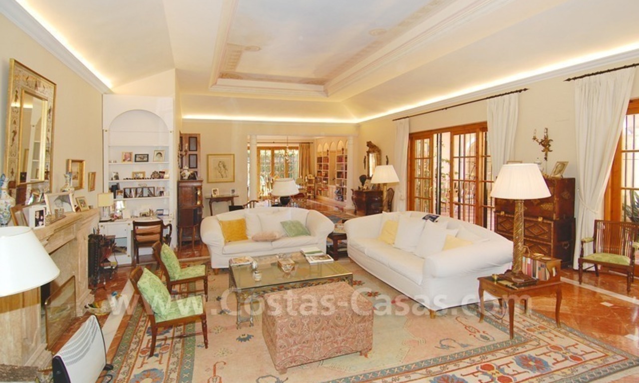 Romantische villa te koop boven de Golden Mile in Marbella 23