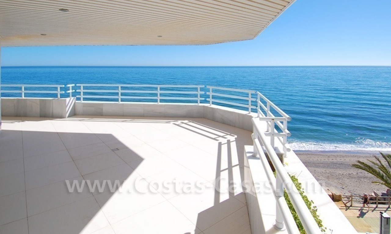 Beachfront modern appartement te koop, Golden Mile, Marbella 6