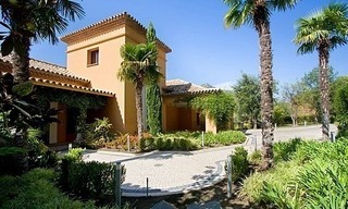 Luxe villa te koop op Marbella Club Golf Resort te Benahavis 16