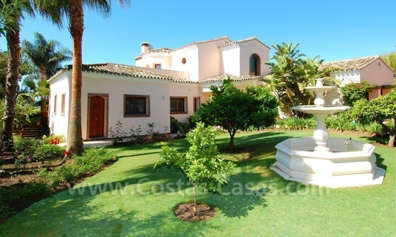 Opportuniteit! Luxe villa te koop in Sierra Blanca te Marbella 29