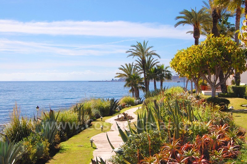 Ruim en luxueus koopappartement, in Puente Romano, een complex direct aan het strand aan de Golden Mile in Marbella