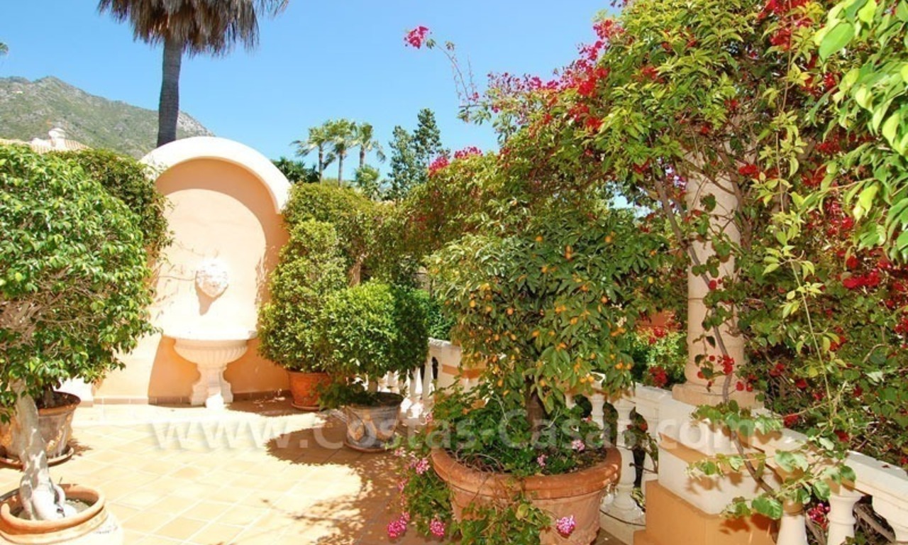 Luxe koopvilla in klassieke stijl te Sierra Blanca – Marbella 7