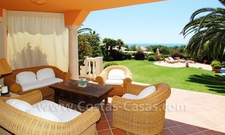 Luxe koopvilla in klassieke stijl te Sierra Blanca – Marbella 11