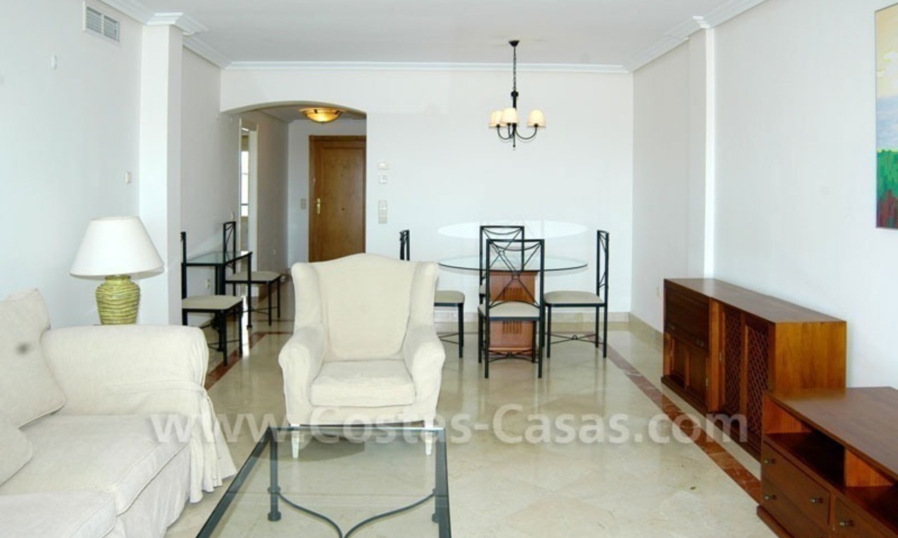Bargain appartement te koop in Marbella Nueva Andalucia 4