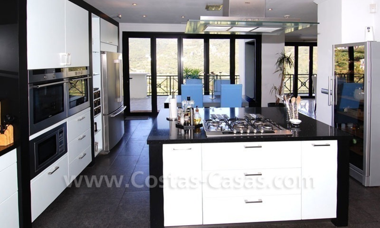 Moderne luxe villa te koop frontline golf in golfresort, Benahavís – Marbella 14