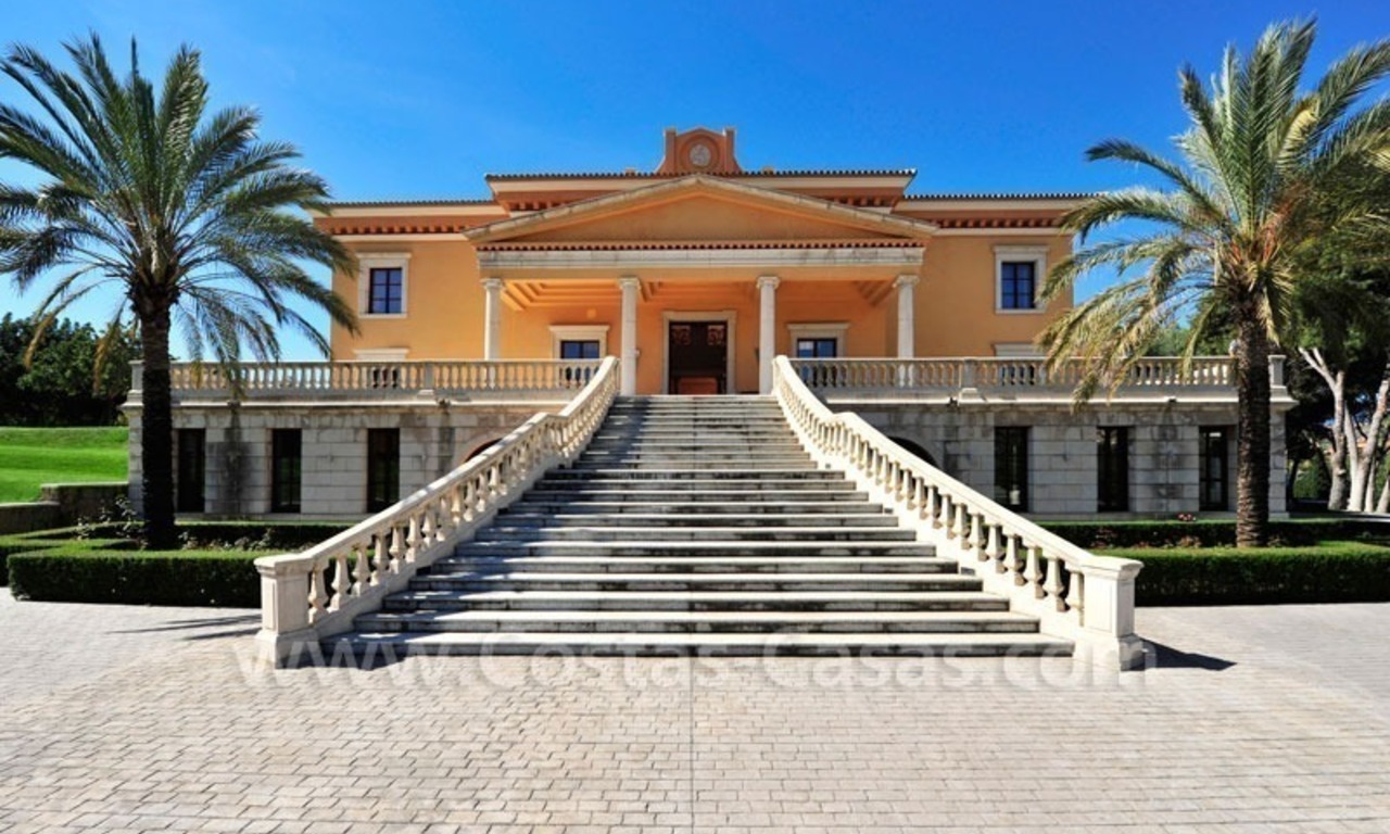 Unieke Palladian stijl mansion te koop in Marbella 3