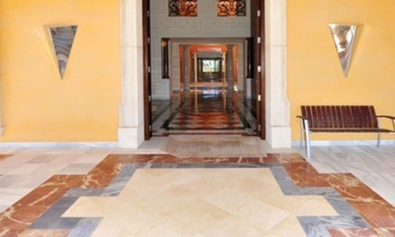 Unieke Palladian stijl mansion te koop in Marbella 28
