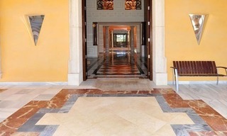 Unieke Palladian stijl mansion te koop in Marbella 28