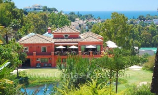 Ruim luxe golf appartement te koop in Nueva Andalucia te Marbella 6