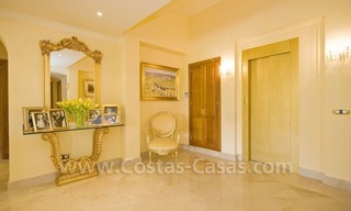 Exclusief penthouse appartement te koop in Nueva Andalucia te Marbella 7