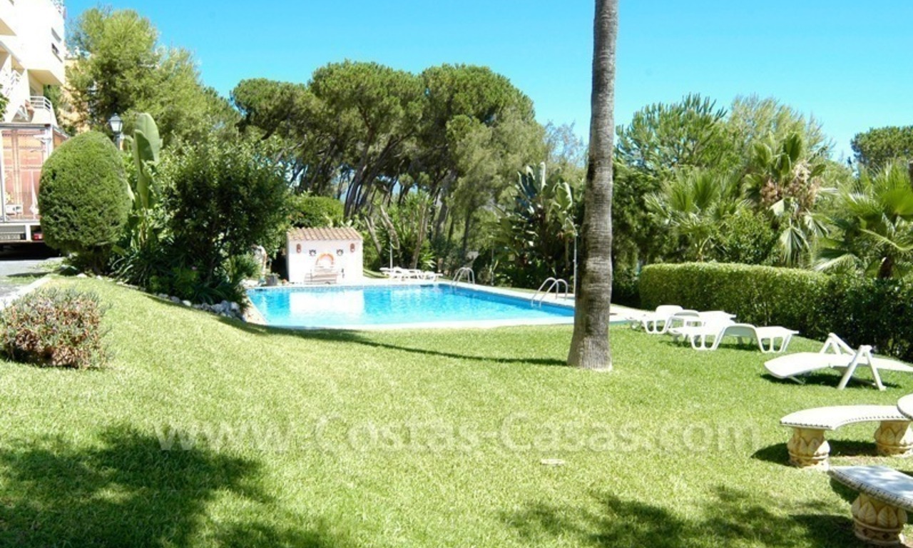 Bargain golf huis te koop in een up-market gebied van Nueva Andalucia te Marbella 6