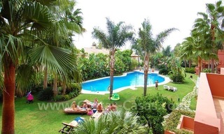 Ruim luxe beachside appartement te koop nabij Puerto Banus te Marbella 1