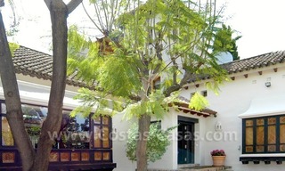 Exclusieve eerstelijngolf Bali-stijl villa te koop in Nueva Andalucia te Marbella 13