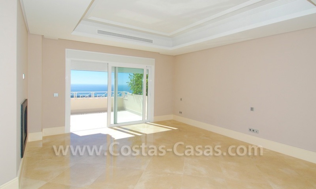 Nieuwe villa te koop in een moderne Andalusische stijl te Marbella 13