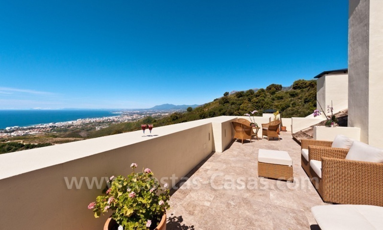 Modern luxe penthouse appartement te koop in Marbella 1