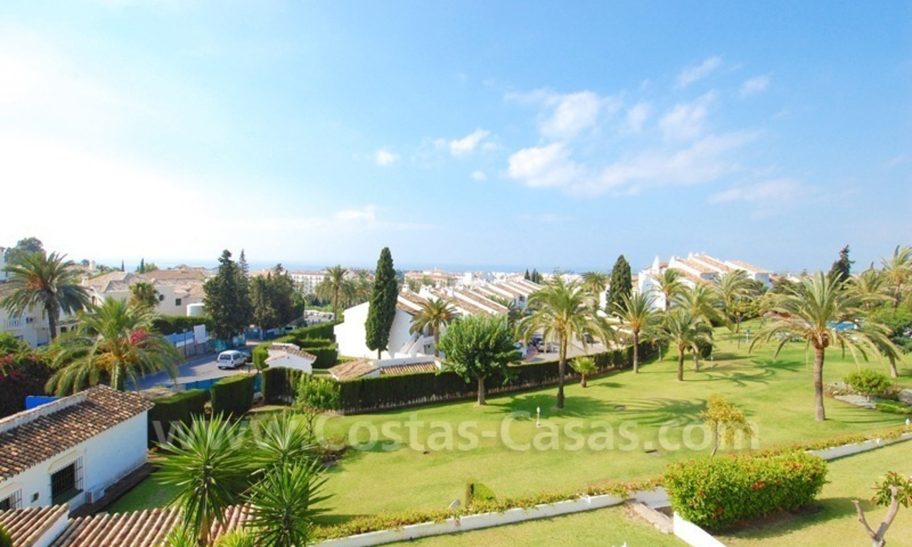 Gezellig penthouse appartement te koop nabij Puerto Banus in Nueva Andalucia te Marbella. 6