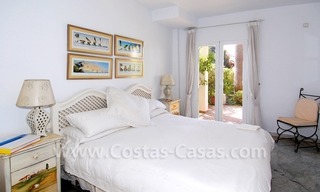 Eerstelijnstrand huis te koop in Marbella, direct aan het strand. 11