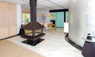 Moderne stijl villa te koop in Sierra Blanca te Marbella 16