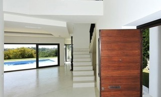 Exclusieve moderne villa te koop direct aan de golfbaan in Benahavis - Marbella 15