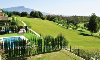 Exclusieve moderne villa te koop direct aan de golfbaan in Benahavis - Marbella 20