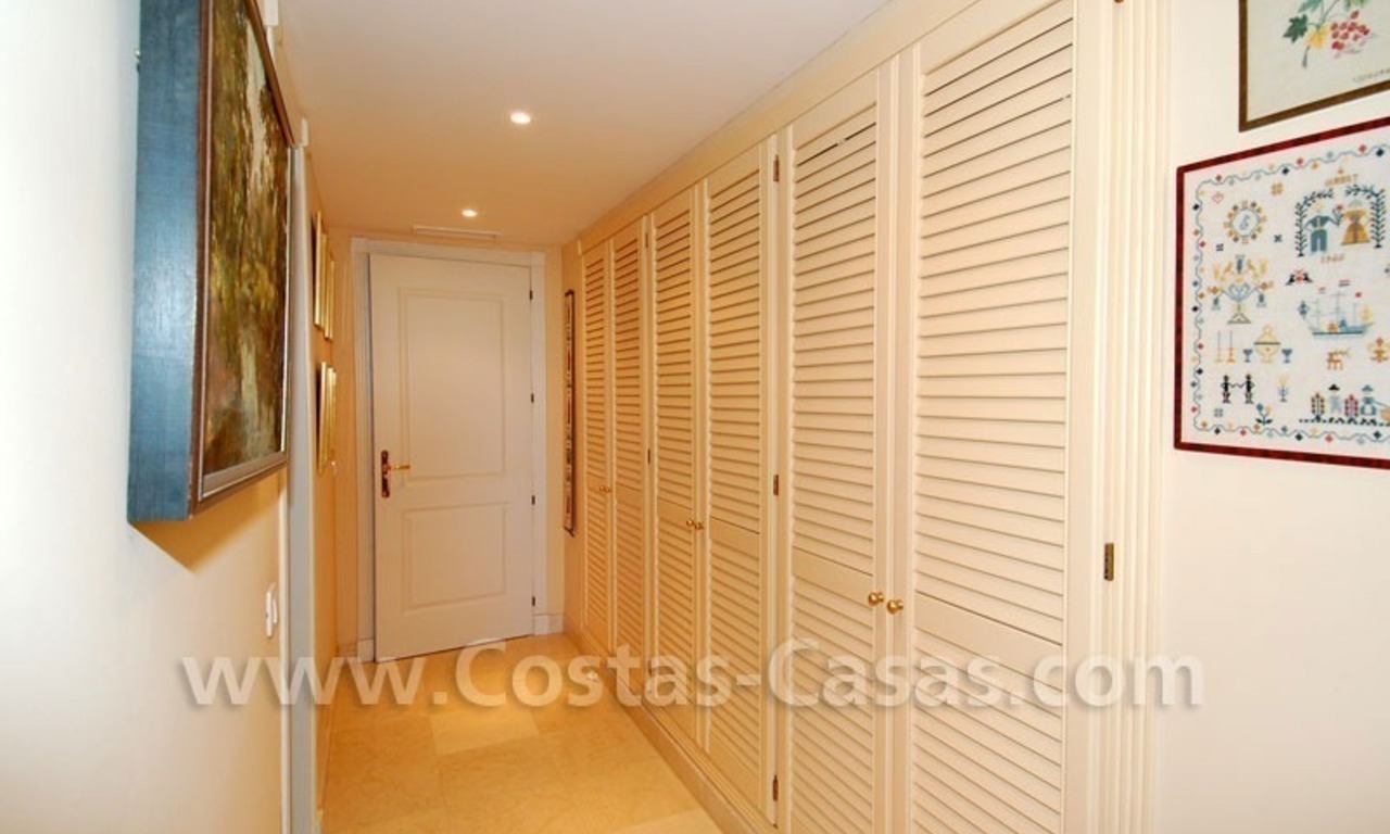 Ruim luxe appartement te koop in Nueva Andalucia te Marbella 16