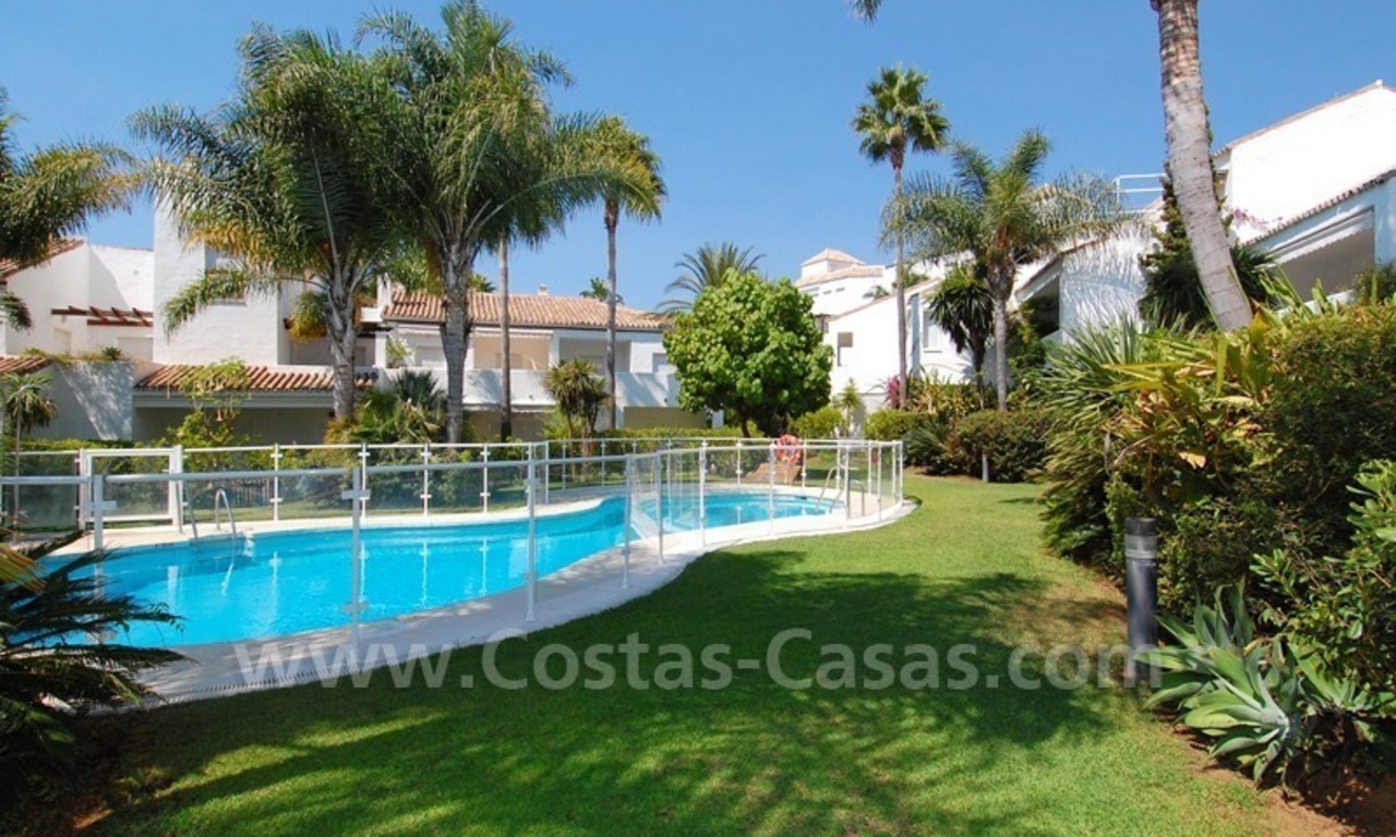 Huis te koop in Marbella oost in een complex direct aan het strand 2
