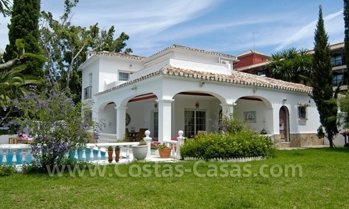Villa te koop direct aan de golf in San Pedro Marbella 