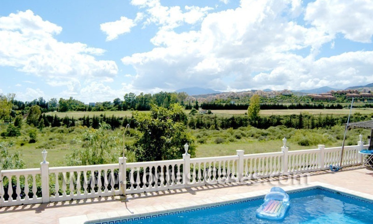 Gerenoveerde vrijstaande villa te koop in Marbella 0