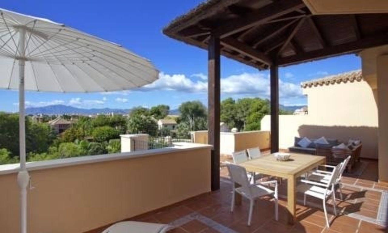 Beachside nieuwe luxe appartementen en penthouses te koop dichtbij het strand in Puerto Banus – Marbella 0