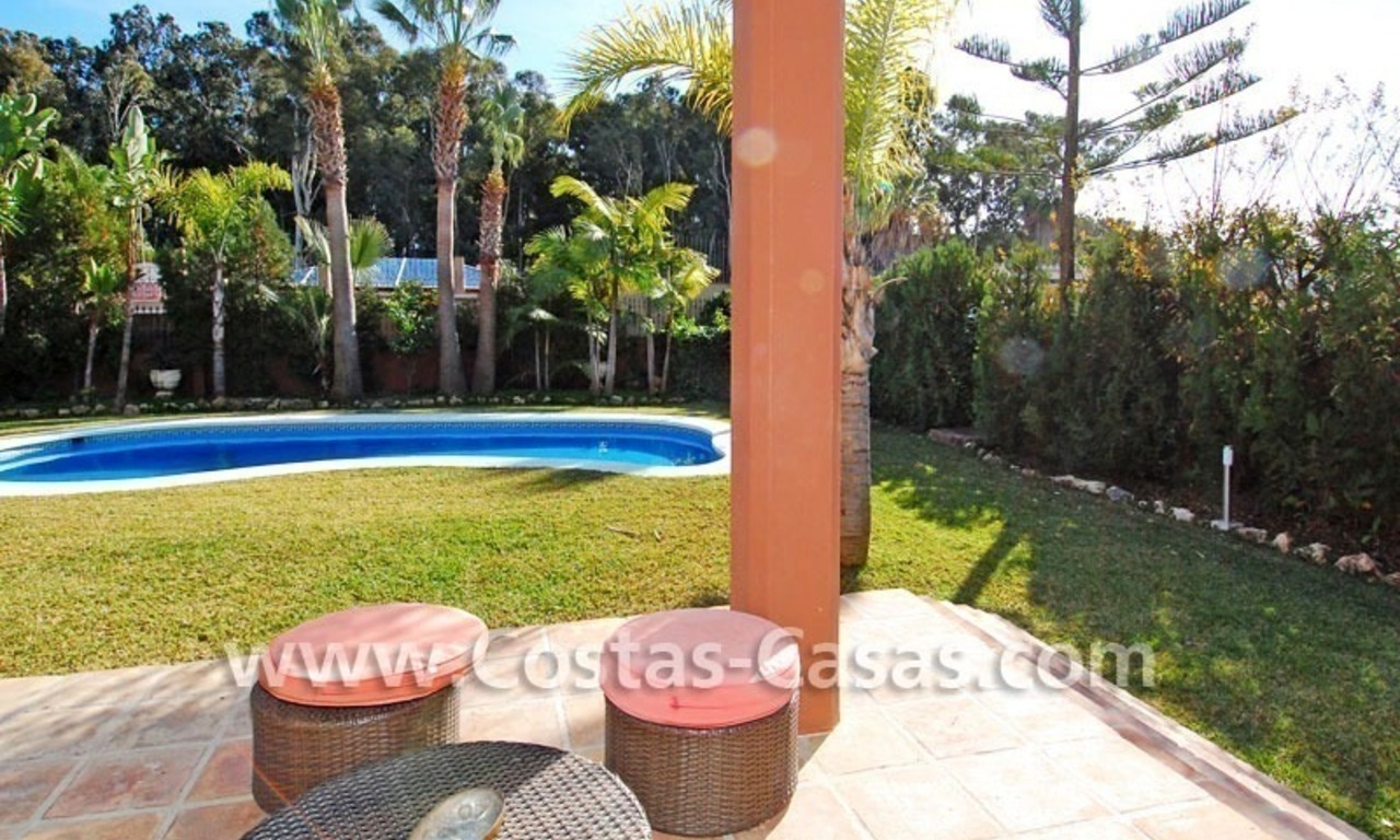 Bargain villa te koop vlakbij het strand in Marbella nabij Puerto Banus 4