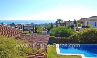 Goede deal! Andalusische stijl koopvilla in een golfresort tussen Marbella – Benahavis en Estepona 1