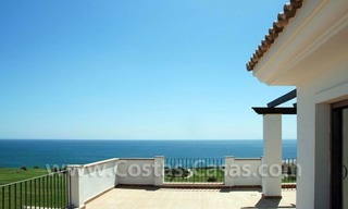 Koopjes! Luxe eerstelijn golf en -strand appartementen te koop aan de Costa del Sol 0