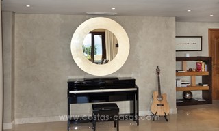 Luxe penthouse appartement te koop, eerstelijns strand complex, New Golden Mile, Marbella - Estepona 22503 