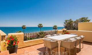 Luxe penthouses en appartementen te koop, eerstelijnsstrand complex, New Golden Mile, Marbella - Estepona 795145 