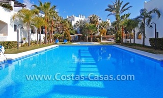 Koopjes! Ruime beachside appartementen te koop vlakbij het strand en Puerto Banus - Marbella 4