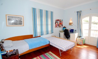 Luxe villa te koop direct aan de golf, Marbella - Benahavis 19