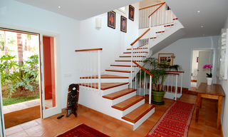 Luxe villa te koop direct aan de golf, Marbella - Benahavis 9