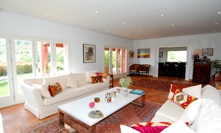 Luxe villa te koop direct aan de golf, Marbella - Benahavis 10