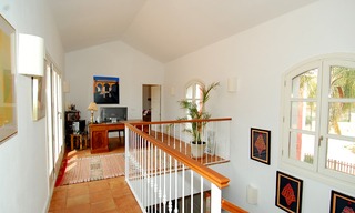 Luxe villa te koop direct aan de golf, Marbella - Benahavis 17