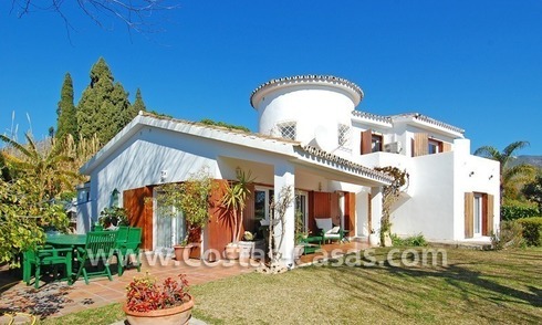 Andalusische villa te koop op de Golden Mile te Marbella 