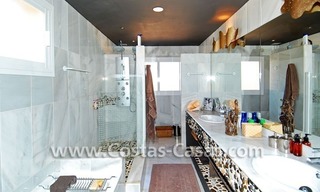 Golf villa te koop in een up-market gebied van Nueva Andalucia te Marbella 23