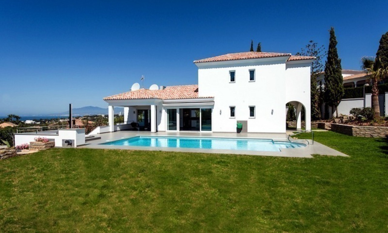 Moderne stijl luxe villa te koop in Marbella 2