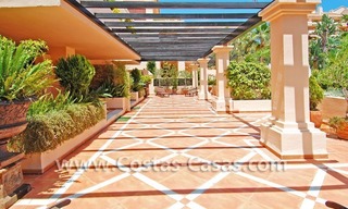Ruim luxe dubbel appartement te koop in Nueva Andalucia te Marbella 2